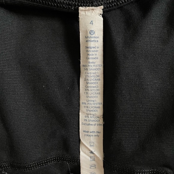 Lululemon shorts size 4 - Picture 4 of 4